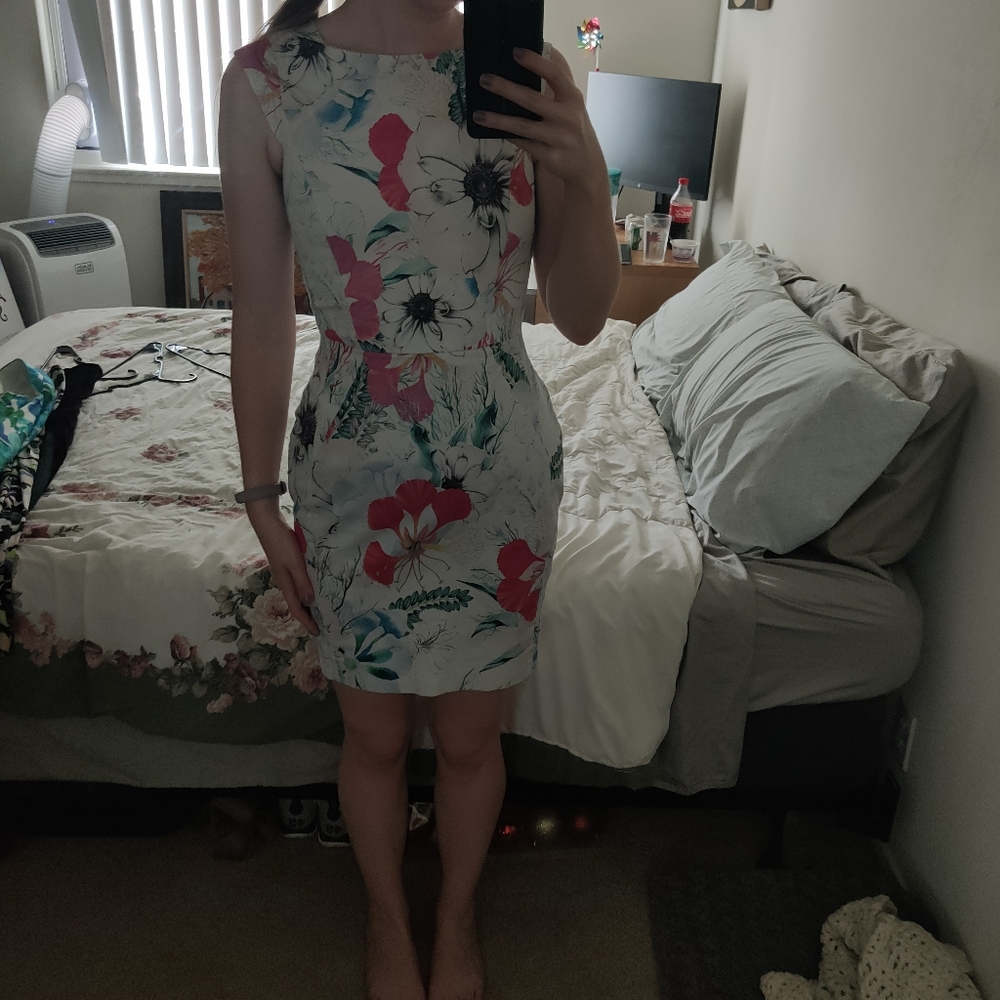Floral white sheath dress